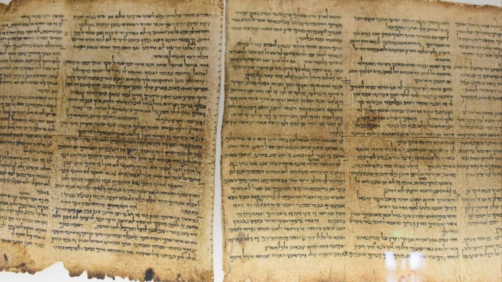 A História da Descoberta dos Manuscritos